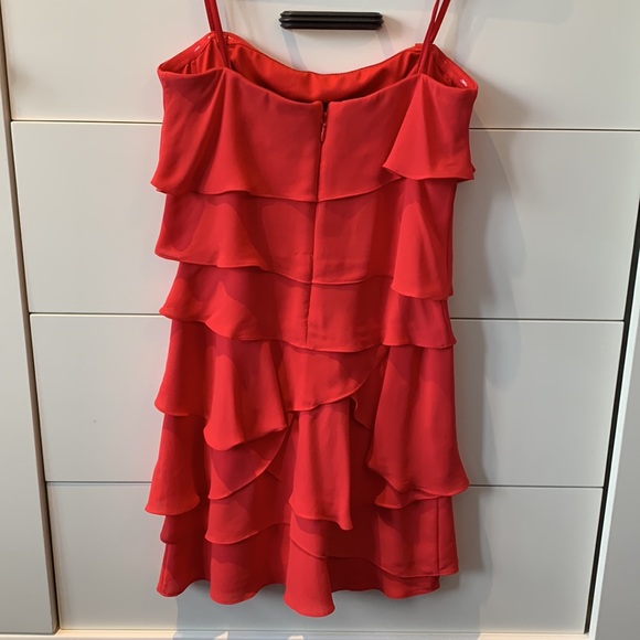BCBG MaxAzria Strapless Ginger Ruffle Dress - Size 4 - NWT - Picture 4 of 8